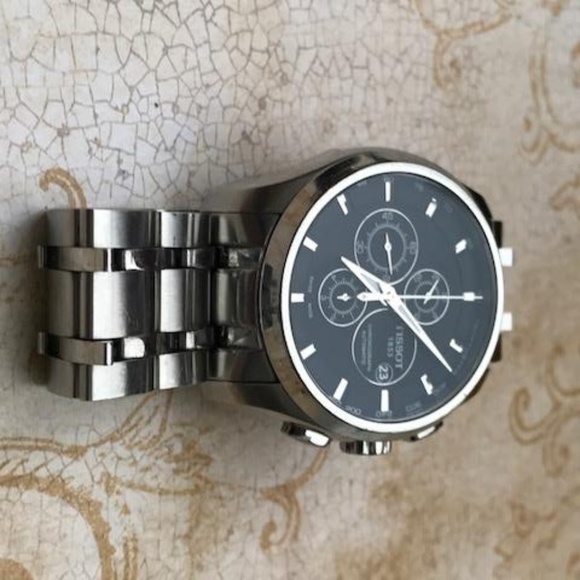 Tissot Couturier Chronograph T035627A Automatic - Picture 3 of 8
